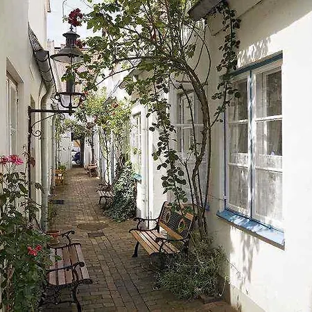 Ferienhaus Im Rosengang Holiday home Lubeck